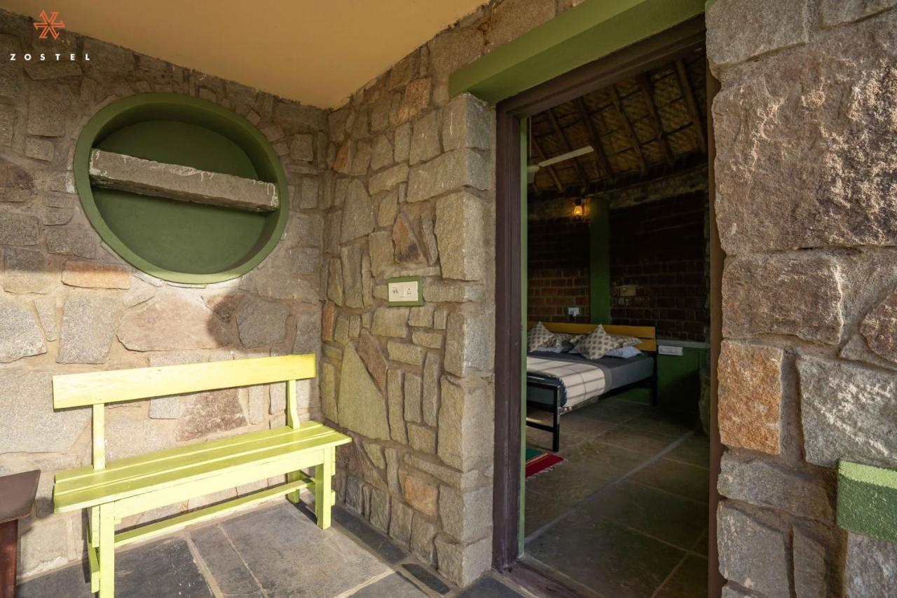 Zostel Hampi Hostel Buitenkant foto
