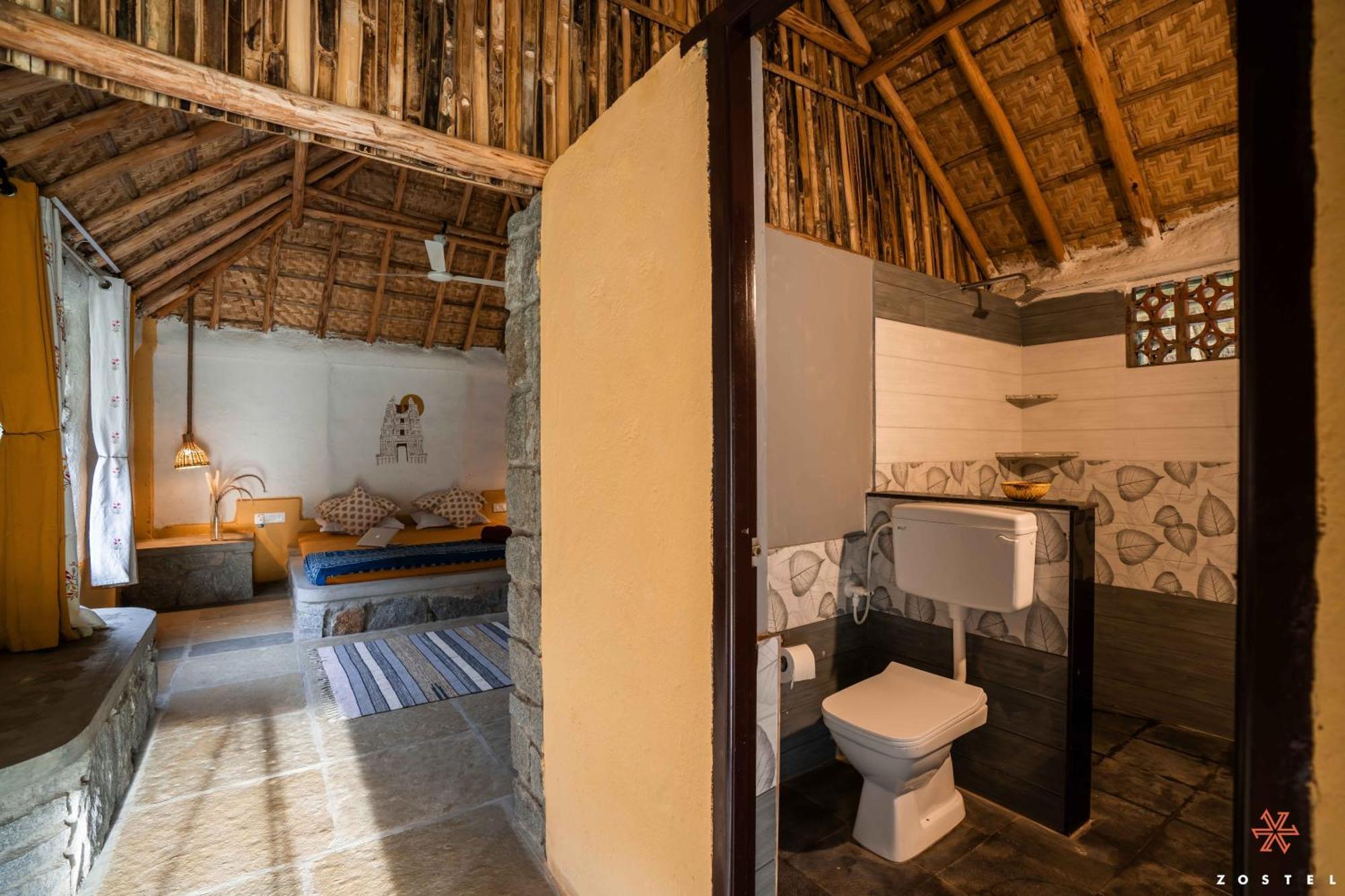 Zostel Hampi Hostel Buitenkant foto